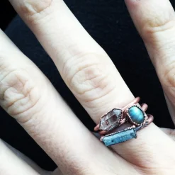 Aquamarine crystal ring | Raw aquamarine ring