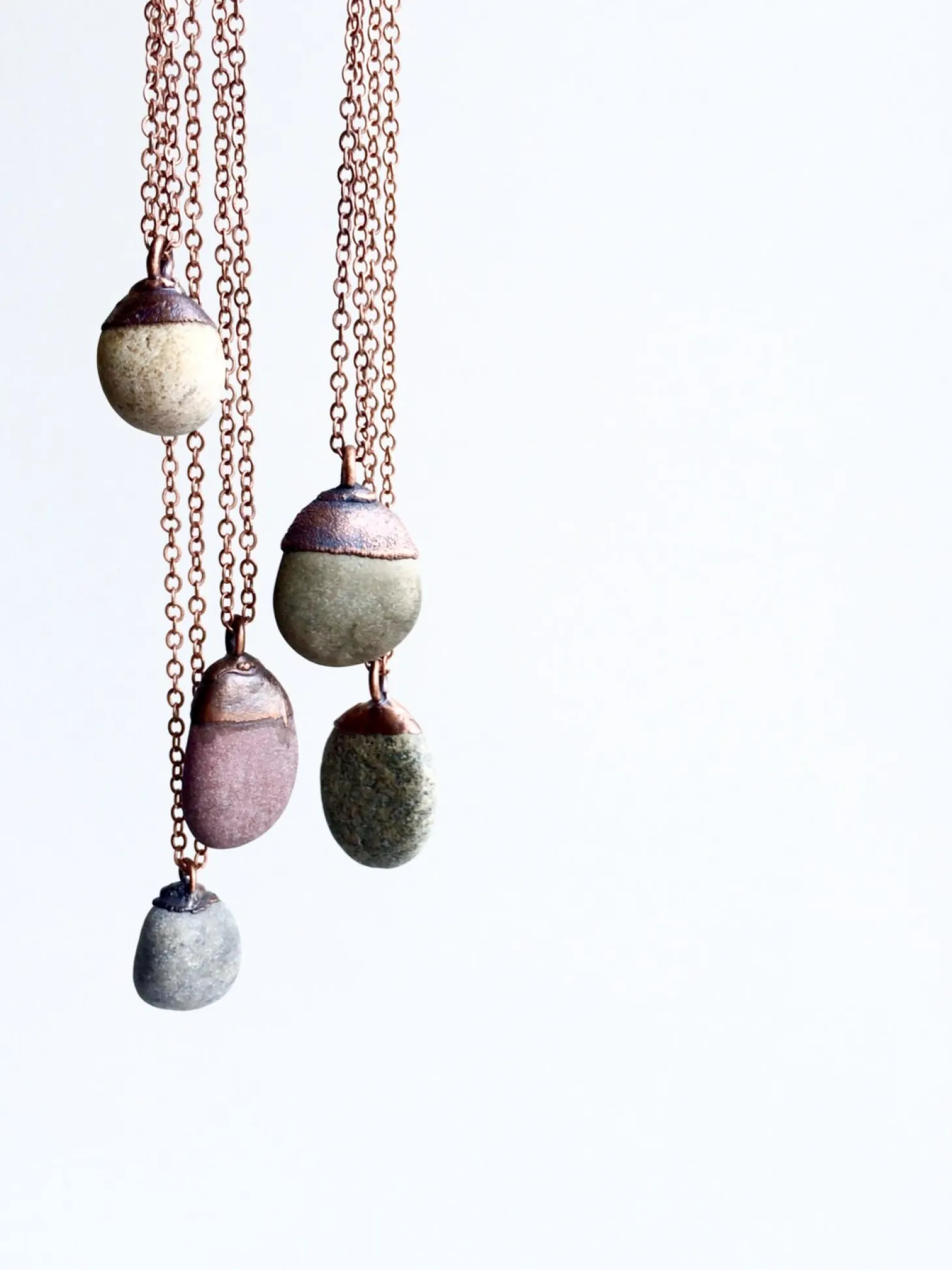 Beach pebble necklace | Raw stone necklace