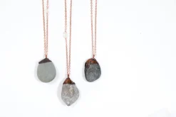 Beach pebble necklace | Raw stone necklace