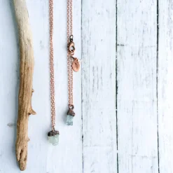 Delicate aquamarine crystal necklace | Dainty aquamarine gemstone jewelry