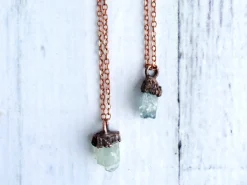Delicate aquamarine crystal necklace | Dainty aquamarine gemstone jewelry