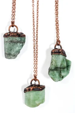 Emerald crystal necklace | Raw emerald necklace