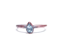 Faceted aquamarine ring | Teardrop stone stacking ring