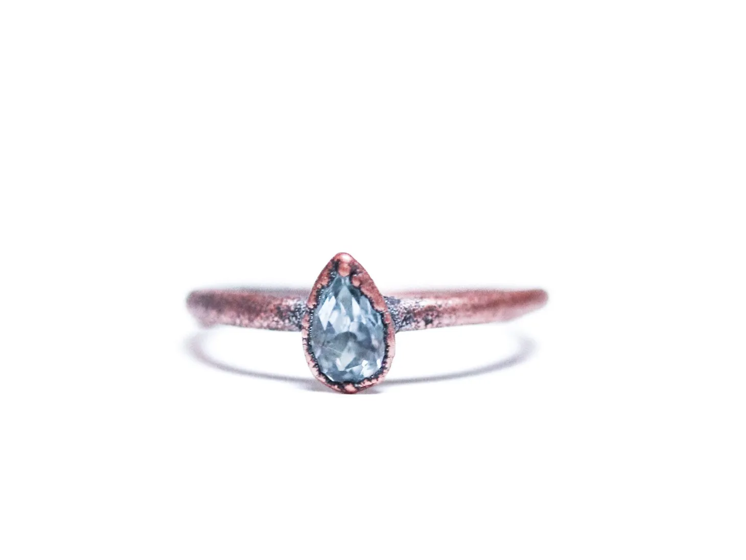 Faceted aquamarine ring | Teardrop stone stacking ring
