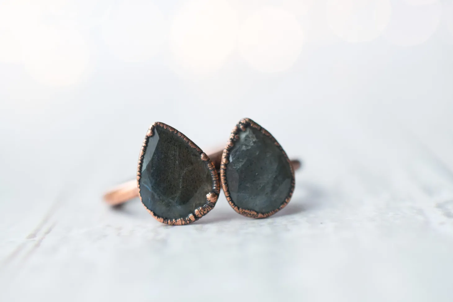 Labradorite feldspar ring | Organic stone stacking ring