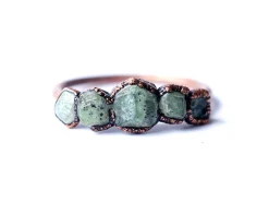 Multi Stone Ring | Raw garnet ring