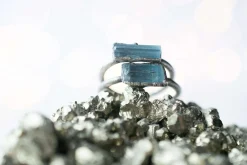 Oxidized Silver Aquamarine crystal ring | Raw aquamarine ring