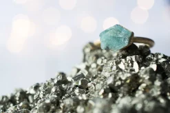 SALE Gold Emerald ring | Rough emerald ring