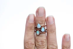 Teardrop opal ring | Natural stone ring