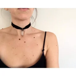 Velvet arrowhead necklace | Raw crystal jewelry | Velvet crystal choker